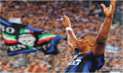 Samuel Eto’o in one of his glorious celebrations for Inter Milan