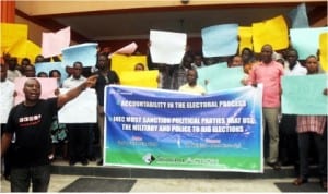 Members of Ogoni Solidarity Forum protesting over non implementation of United Nations Environment Programme Report in Port Harcourt, last Wednesday 