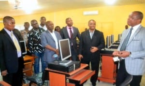 Members of the Editorial Board of the Rivers State Newspaper Corporation, listen to the VC, Rivers State University of Science and Technology, Professor Barineme Fakae (right) at the computer hall of the University, during a faculty visit, recently. Photo: Chris Monyanaga