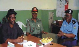 L-R: Nysc Imo Coordinator, Mr Abada Okpiro; Nysc Director-general,  Brig.-Gen. Johnson Olawumi and Commissioner of  Police, Imo State,  Mr Austin Evbakhavbokun, during the Director-General’s official visit to Imo Police Command on the safety of corps members in Imo State during the forthcoming election  in Owerri , yesterday.            Photo: NAN