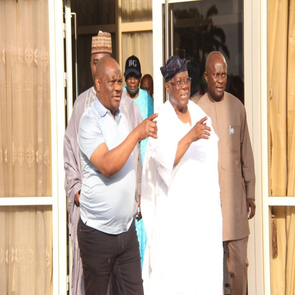 Rivers State Governor, Chief Nyesom Wike  (left), with former Deputy National Chairman of Peoples Democratic Party (PDP) and national chairmanship aspirant, Chief Olabode George (middle) and Chief of Staff, Government House, Port Harcourt, Engr. Emeka Woke, during the aspirant's visit to the Government House, Port Harcourt, last Monday.